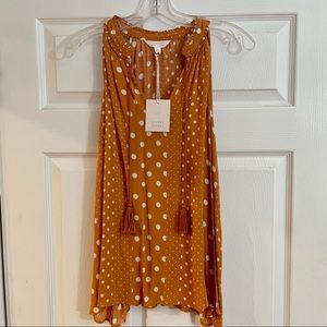 NWT Lauren Conrad sleeveless peasant blouse M